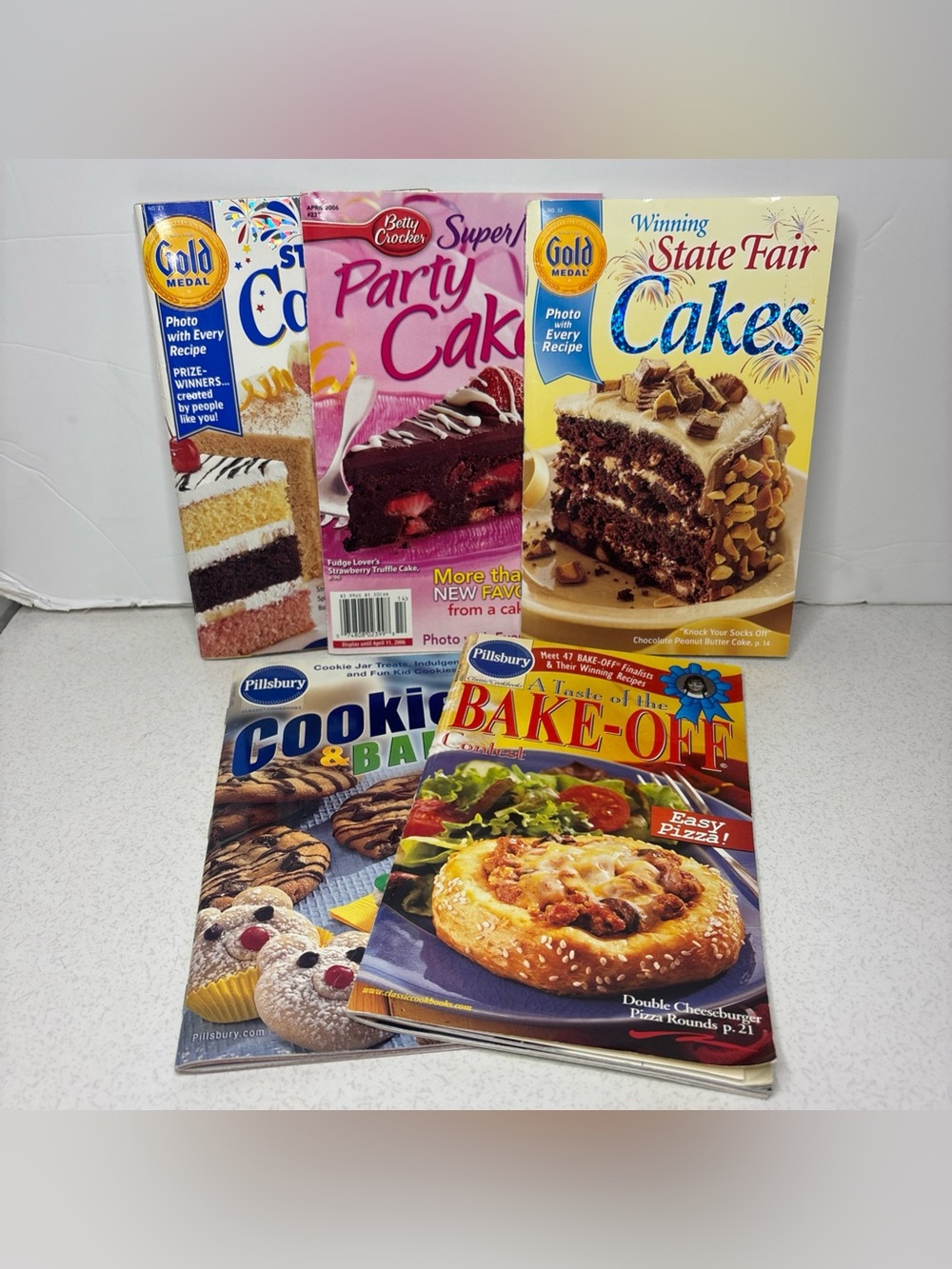 Vintage Lot of 5 Pillsbury & Betty Crocker Recipe